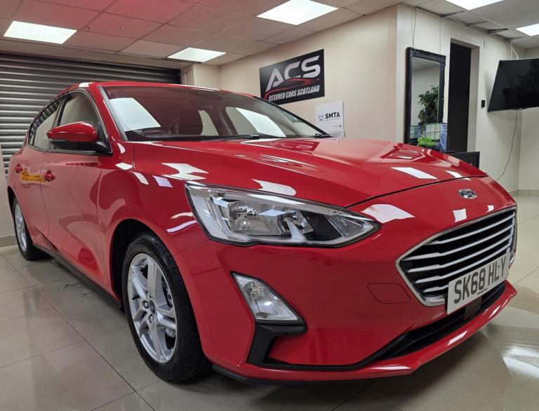 FORD FOCUS 1.0 T EcoBoost Zetec Red Manual WARRANTY 12 MONTHS MOT