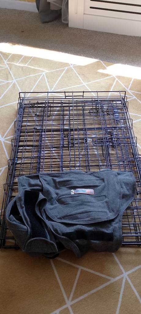 Folding medium dog crate 