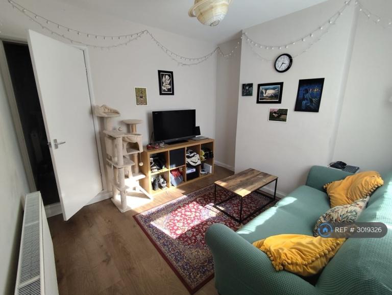 2 bedroom house in Lichfield Road, Nottingham, NG2 (2 bed) (#3019326)