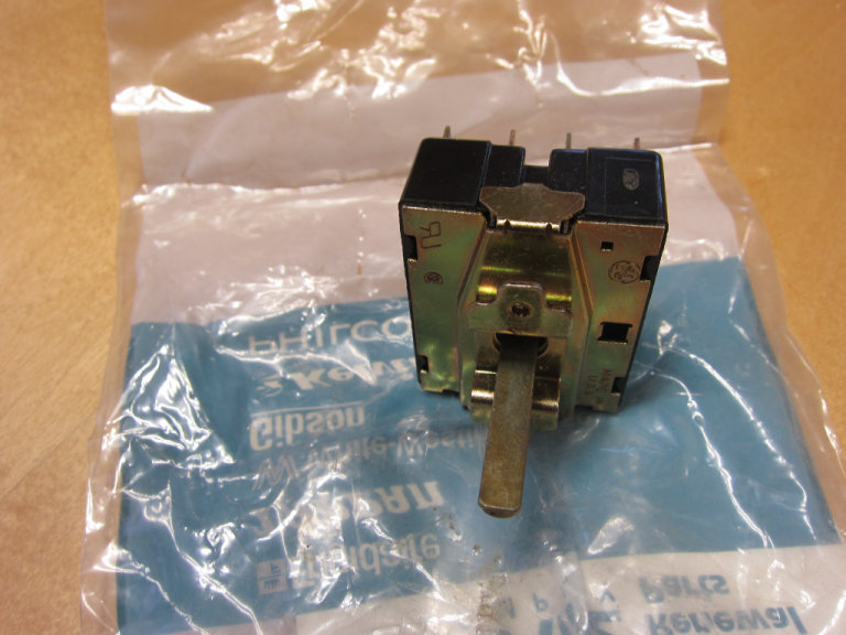 FRIGIDAIRE/WHITE WESTINGHOUSE GENUINE RENEWAL PARTS - PART 5308006805