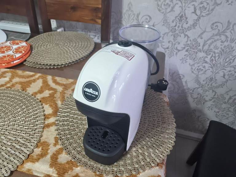 Lavazza a Modo Mio Tiny POD Coffee Maker