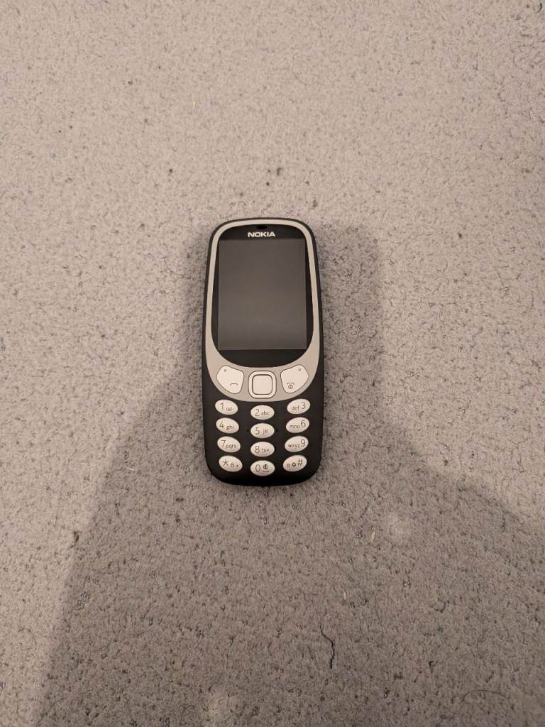 「売約済み」 Nokia_3310_3G_akiba_1024x768a.jpg