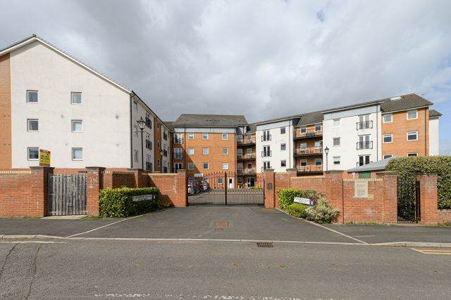 OVER 55'S ONLY! TWO-bedroom Apartment available With Balcony to rent in Gateshead!