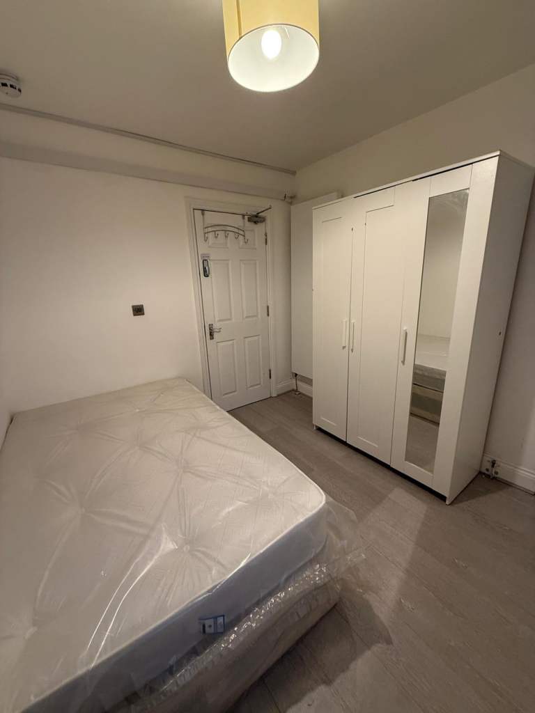 Room to let-Hayes (UB3) £750pcm