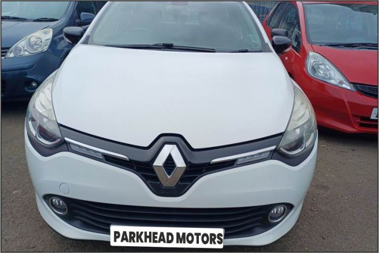 RENAULT Clio 2015 1.2 16V Dynamique Nav Hatchback 5dr Petrol Manual Euro 6