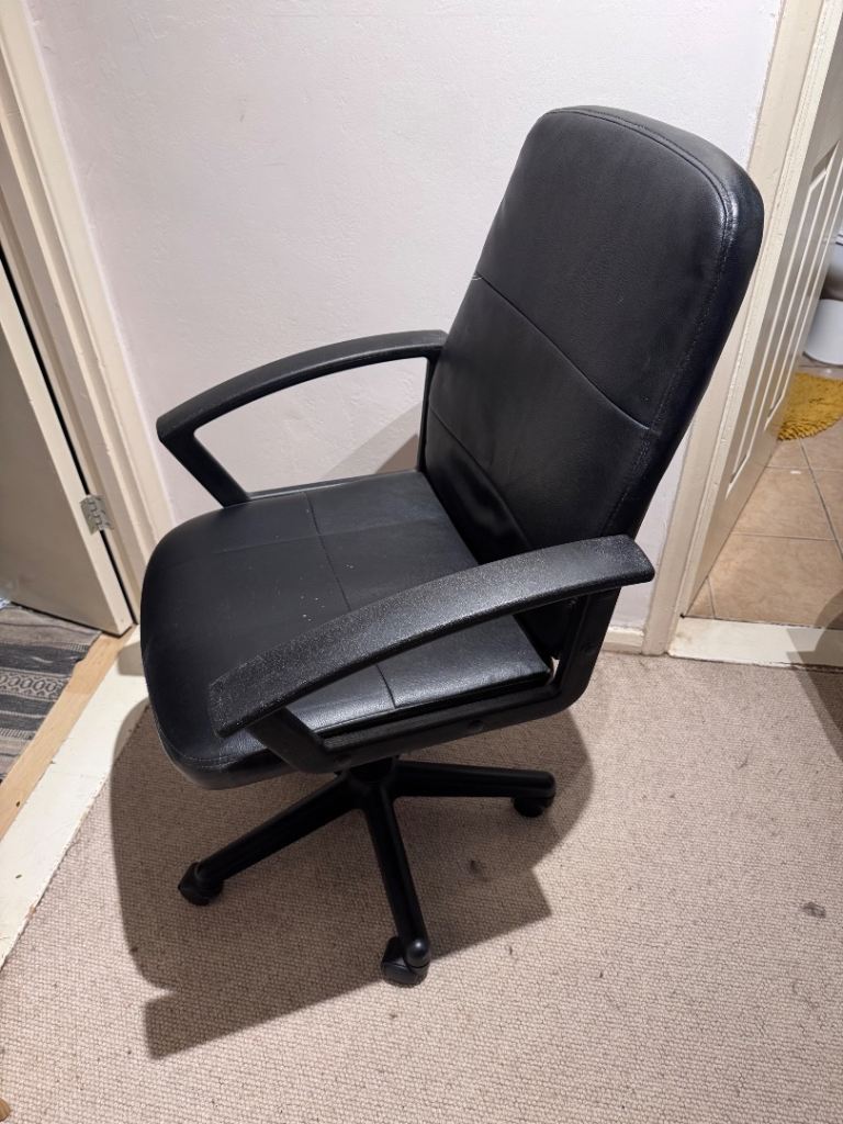 Black Office Chair with Armrests
