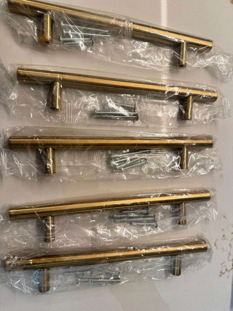 Brushed Gold T Bar Cupboard Handle 10cm (Kitchen Cabinet Bedroom Door Pull)