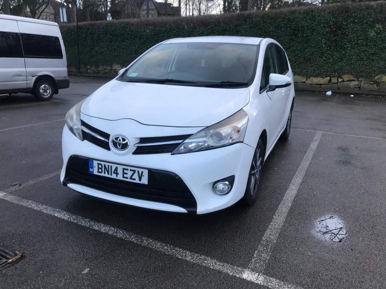 2014 TOYOTA COROLLA VERSO ICON 1.6 D4D MPV 7 SEATER WHITE