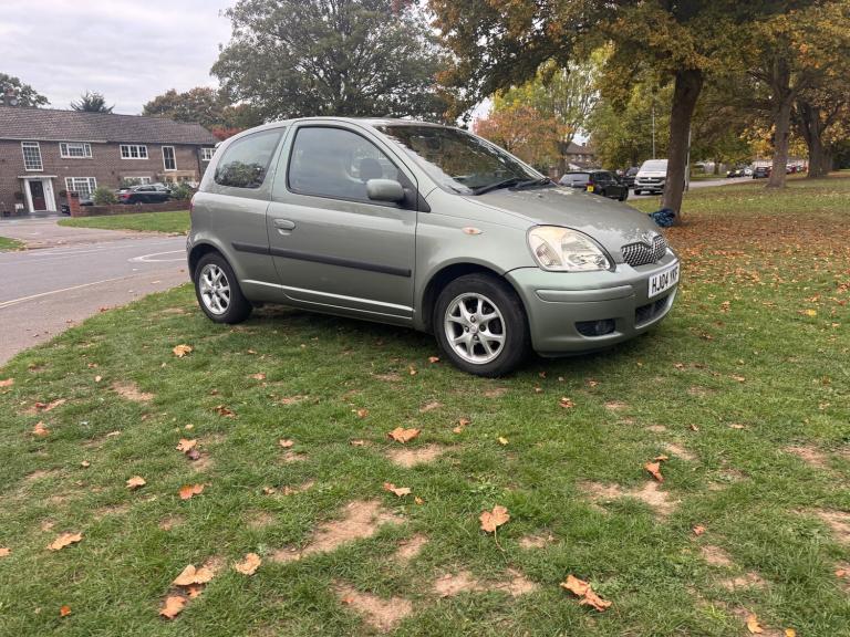 2004 Toyota Yaris 1.3 VVT-i T Spirit 3dr HATCHBACK Petrol Manual