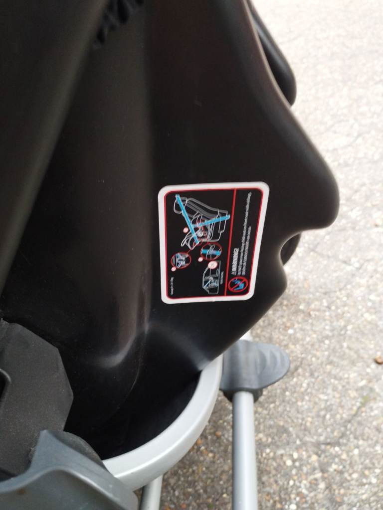 Selling our trusty 3-in-1 travel system (car seat, pram/carrycot, and pushchair mode).