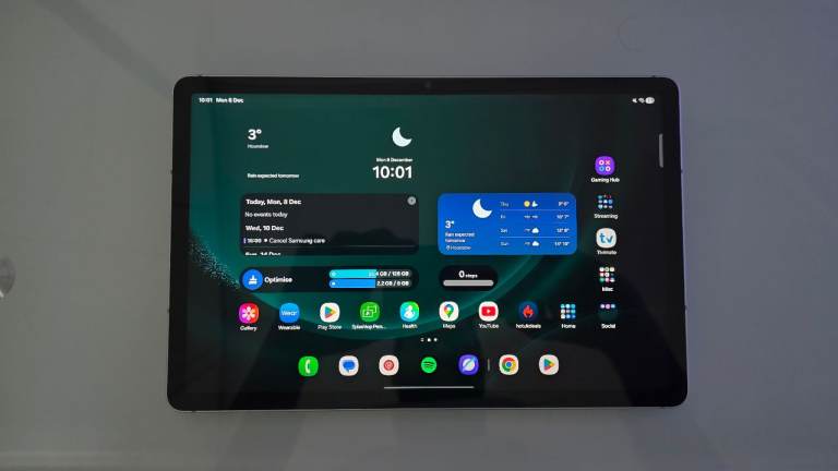 image for Galaxy Tab S9 FE 10.9 128GB Mint Green, Mint Condition Bundle