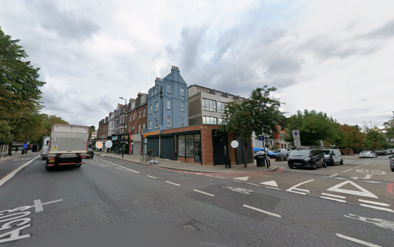BENEFITS ACCEPTED - Studio Flat Available in Finsbury Park Islington N7