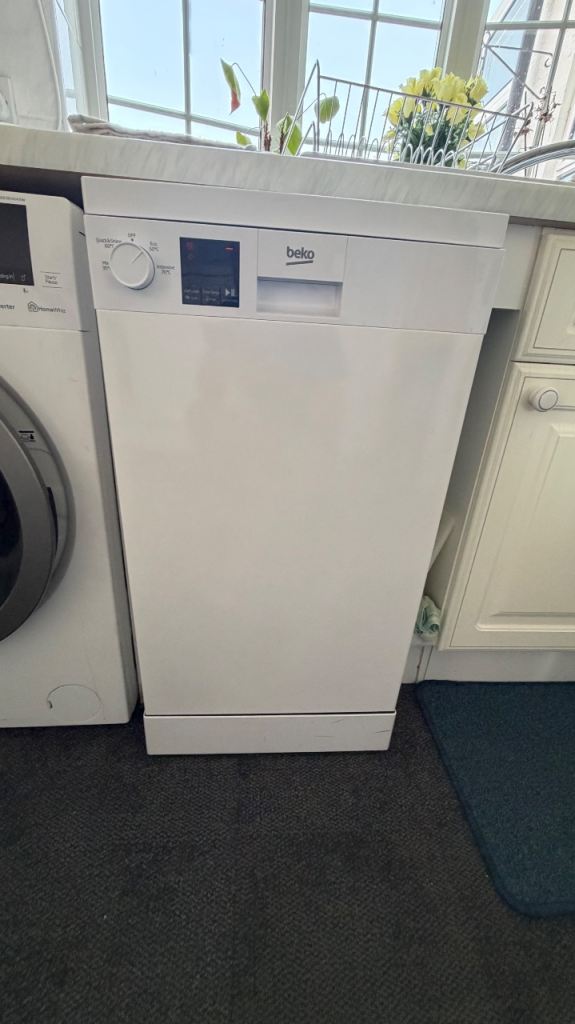 Beko slim dishwasher 