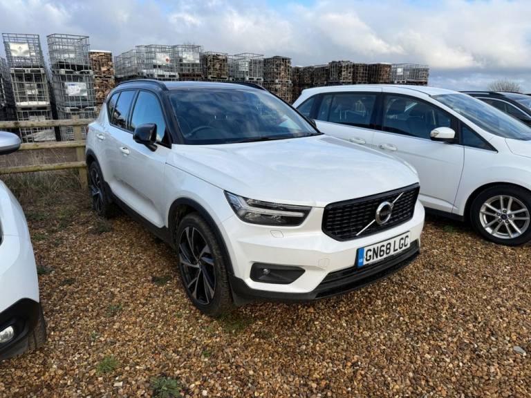 2018 Volvo XC40 2.0 D3 R-Design Pro SUV 5dr Diesel Auto Euro 6 (s/s) (150 ps) ESTATE Diesel Autom...