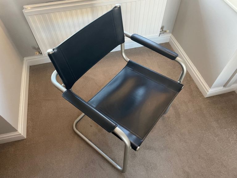 Marcel Breuer Bauhaus Style Classic Replica Black Leather & Steel Chair