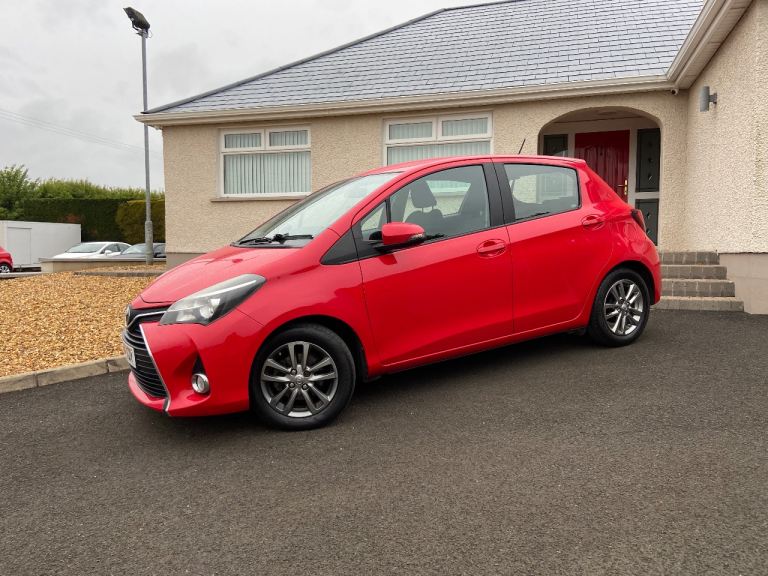 2015 Toyota, YARIS, 1.4 D4D 5 door Hatchback, 6 speed Manual, 1364 (cc),  55 mpg £35 road tax 