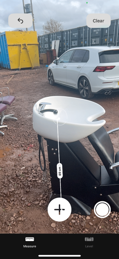 Stylish hairdresser backwash units in very good condition 