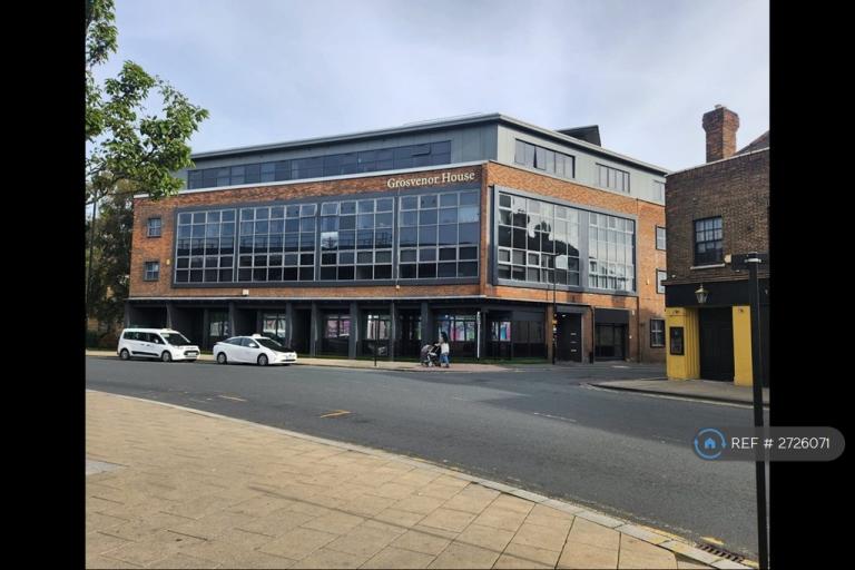 Studio flat in Union Street, Wakefield, WF1 (#2726071)