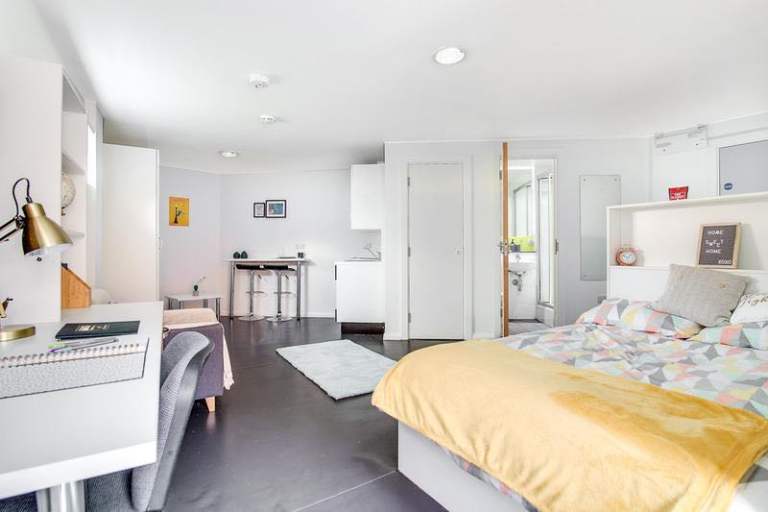 Studio with Private Balcony 