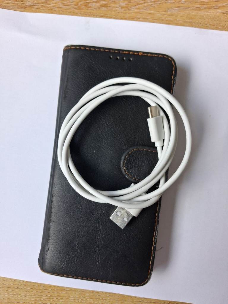 Oppo Mobile Phone – Black, Good Condition