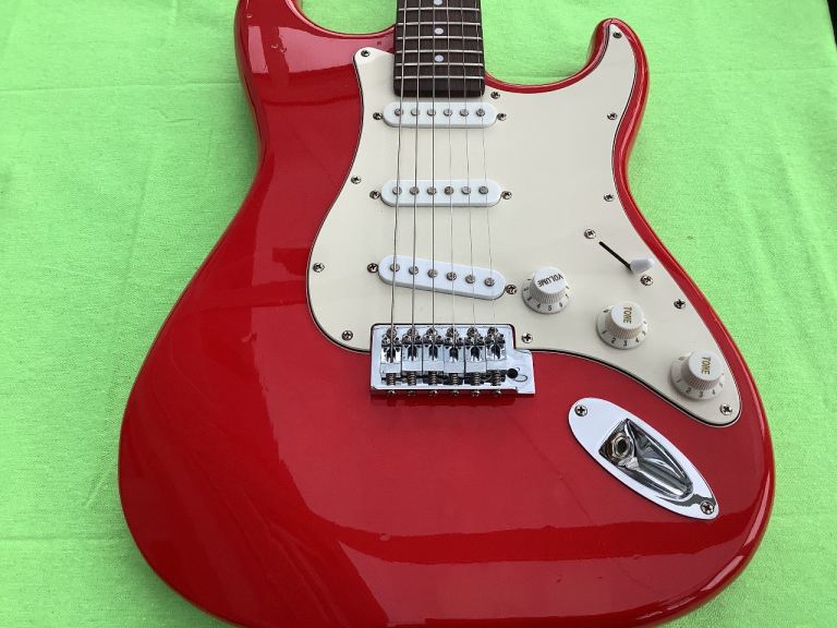 Crafter Cruiser Stratocaster @youtube video@