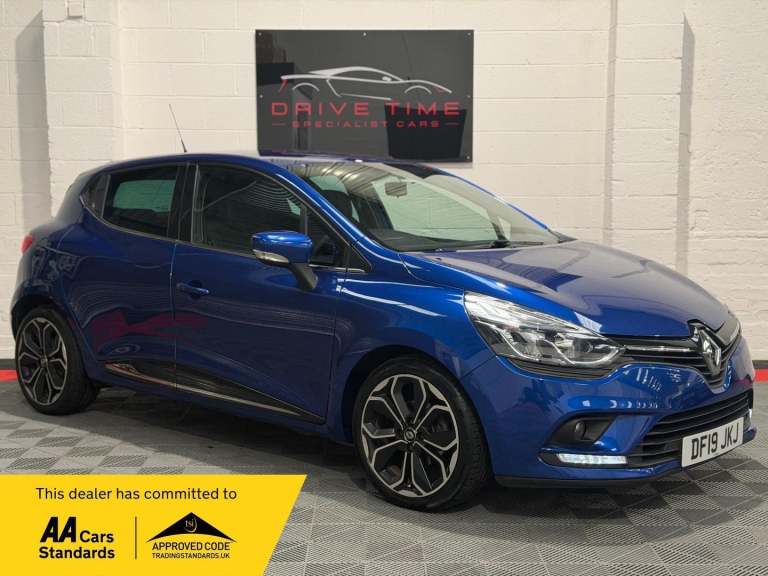 2019 Renault Clio 0.9 TCe Iconic Euro 6 (s/s) 5dr HATCHBACK Petrol Manual