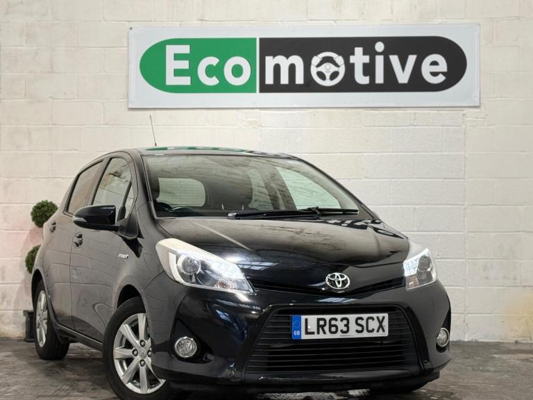  Toyota Yaris 1.5 VVT-h T4 CVT Euro 5 5dr Petrol/Electric Hybrid Automatic