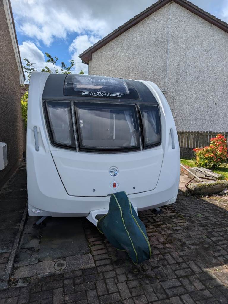 FOR SALE – Swift Sprite S-Line 450 (Alpine 2) 2-Berth Caravan