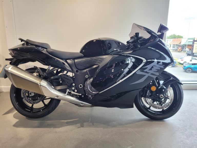 2023 SUZUKI GSX1300R HAYABUSA, '23 Plate with 2711 miles