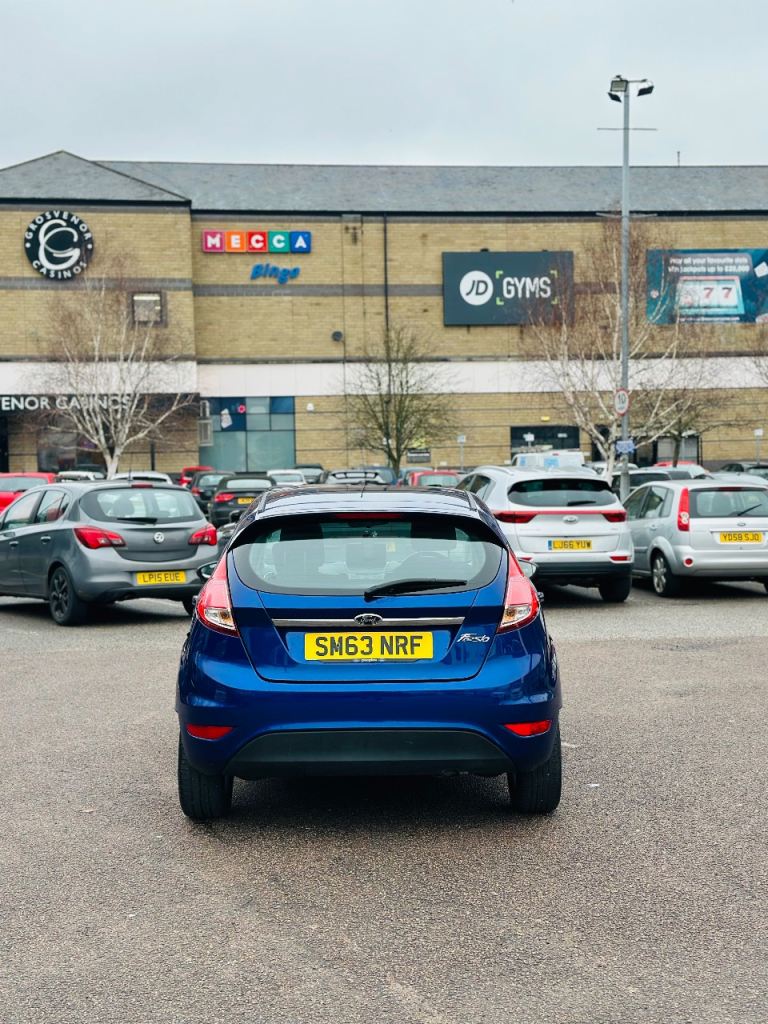 Ford, FIESTA, Hatchback, 2014, Manual, 1241 (cc), 5 doors