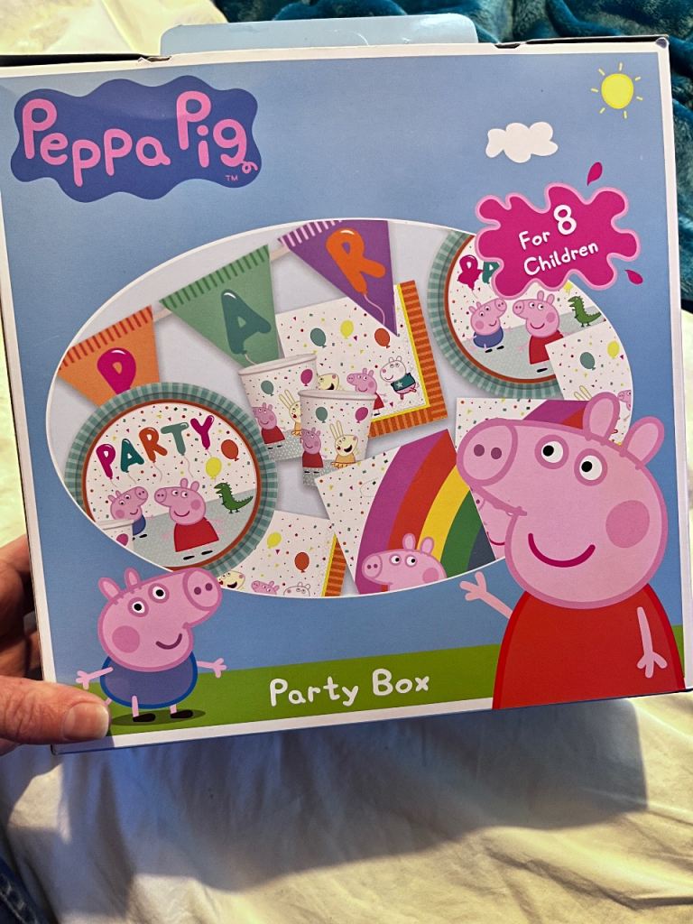 Peppa pig party decorations large bundle
