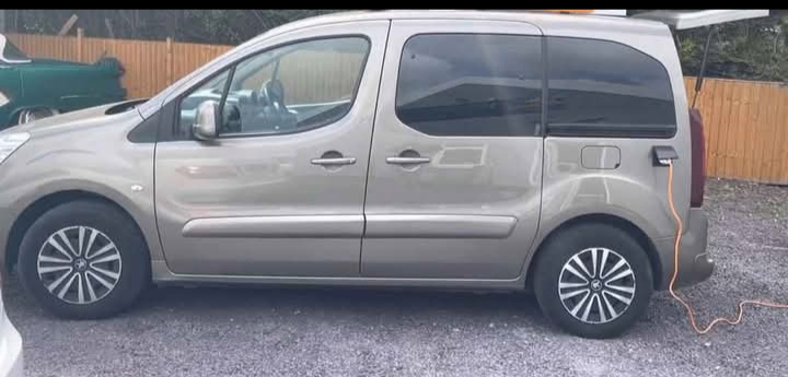 Peugeot micro campervan 