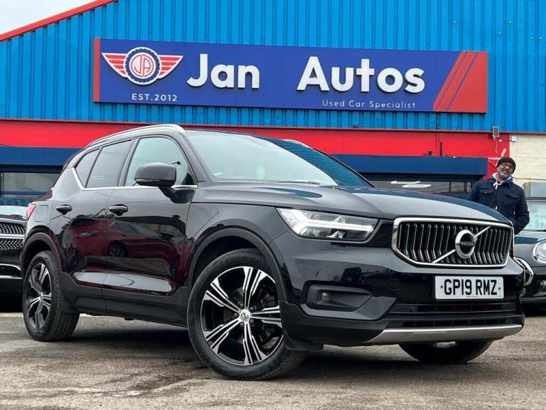 2019 Volvo XC40 2.0 T5 Inscription Pro SUV 5dr Petrol Auto AWD Euro 6 (s/s) (247 ps) ESTATE Petro...