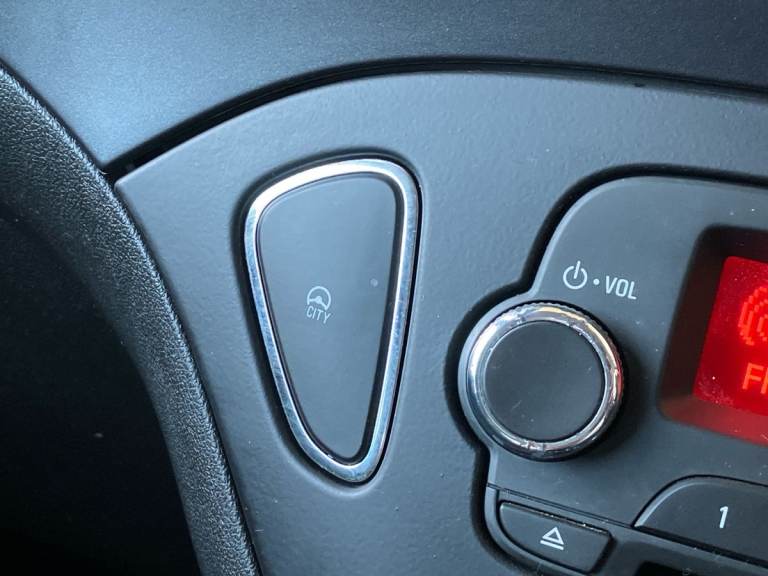 2019 Vauxhall Corsa 1.4 [75] Active 3dr Hatchback PETROL Manual