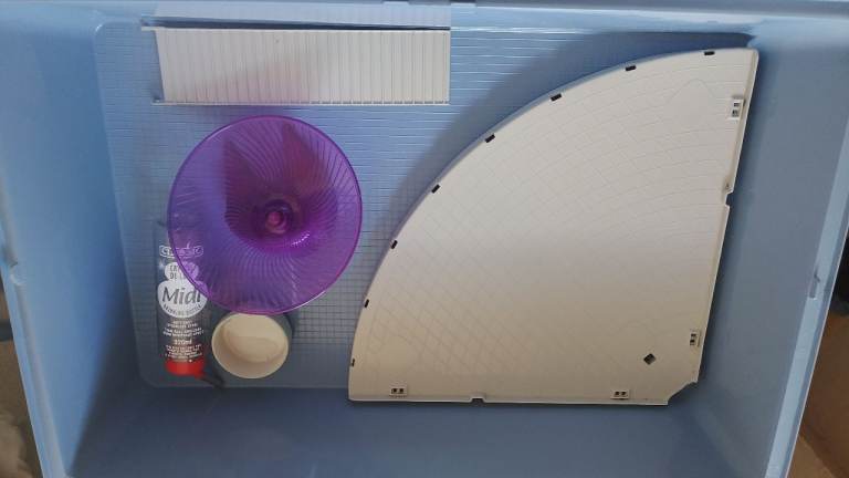 Hamster cage starter set up