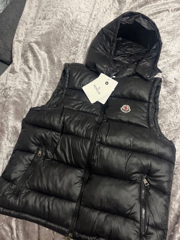 Hooded Down Gilet Medium 