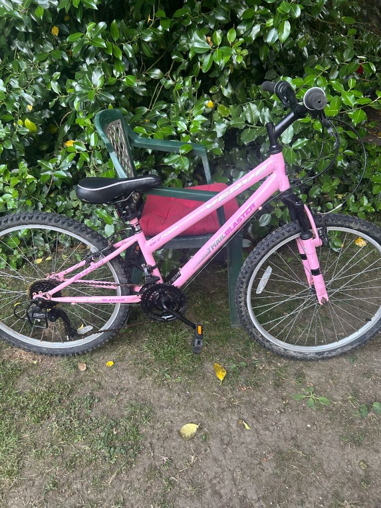 24 inch wheels Verve Trail blaster girls mountain bike 