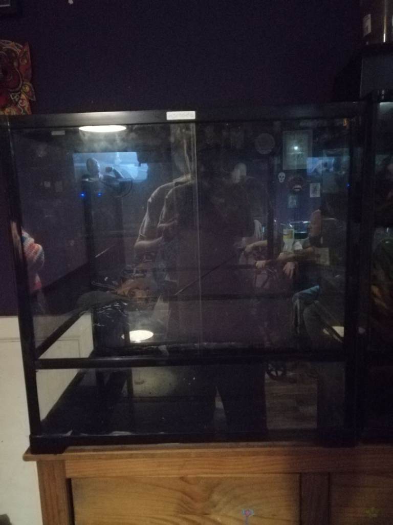 Komodo 60x45x60 sliding door opening