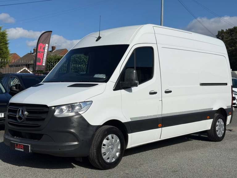 2020 20 MERCEDES-BENZ 3.5t SPRINTER 2.1 314 143PS MWB FSH 1 OWNER