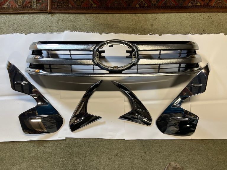 Toyota Hilux 2016-2020 Original Chrome Trim