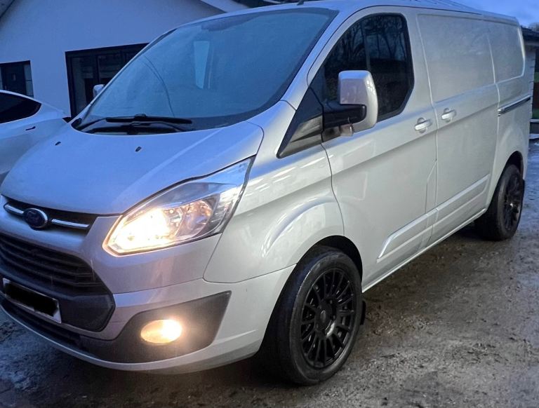 2016 Ford Transit Custom Limited 2.2 TDCi Swb low roof Full MOT NO VAT TO PAY