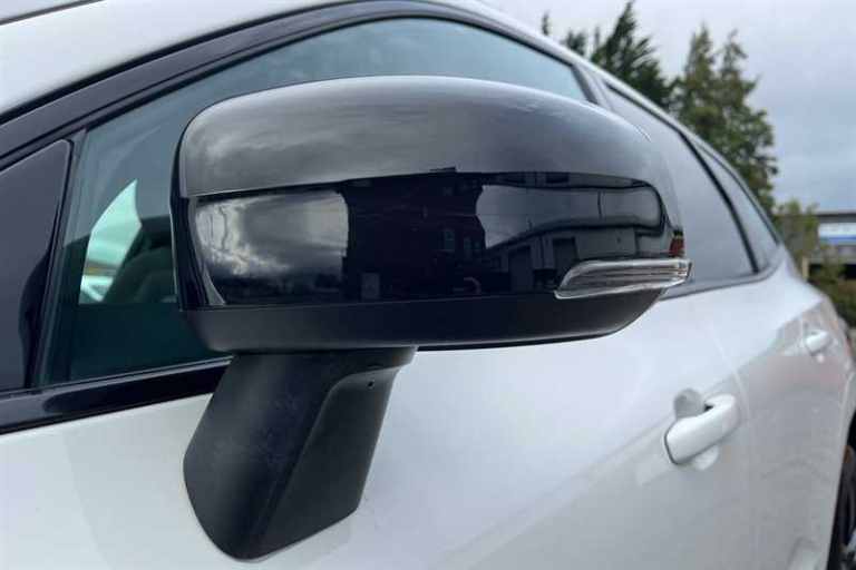 2020 Volvo XC60 2.0 T8 [390] Hybrid R DESIGN 5dr AWD Geartronic ESTATE PETROL/ELECTRIC Automatic