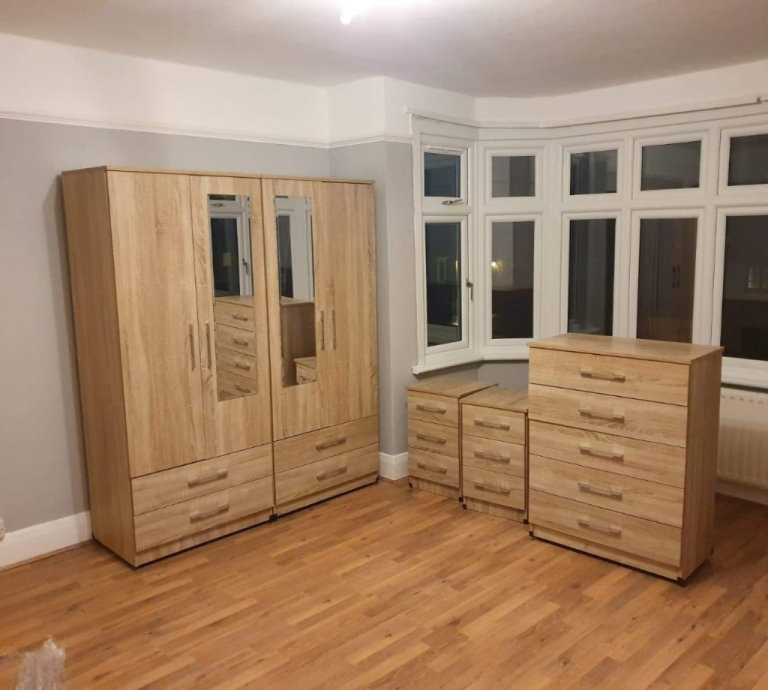 Clearance Sale😍Brand New Fully Assembled Folding Door wardrobes with Mirror/Drawers🚚Free Delivery