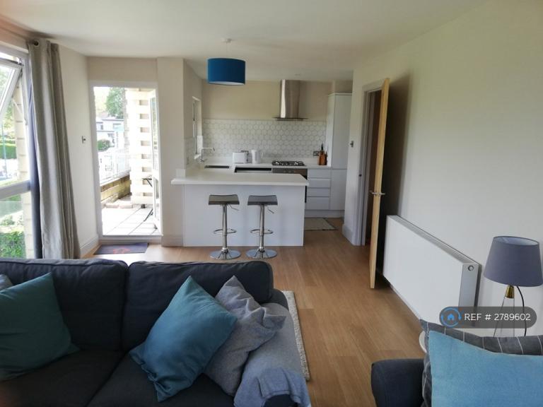 2 bedroom flat in St. Oswalds Court, Bristol, BS6 (2 bed) (#2789602)
