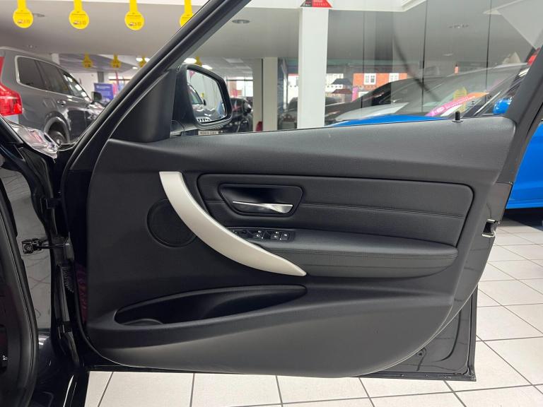  BMW 3 Series 2.0 320d ED Plus Auto Euro 6 (s/s) 4dr Diesel Automatic