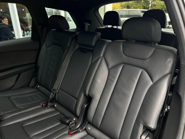 2024 Audi Q7 3.0 TFSI V6 55 Black Edition SUV 5dr Petrol Tiptronic quattro Euro 6 (s/s)  ESTATE P...