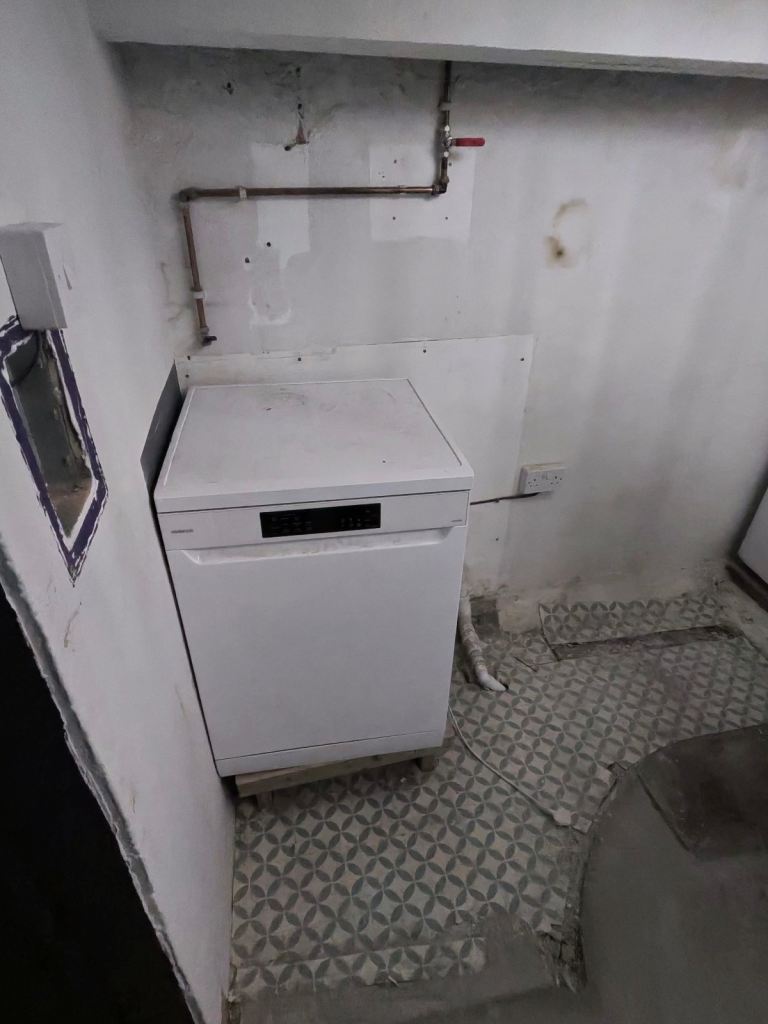 Commercial dishwasher