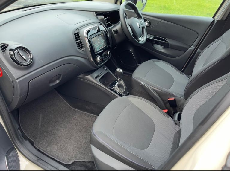 Renault, CAPTUR, Hatchback, 2016, Semi-Auto, 1197 (cc), 5 doors