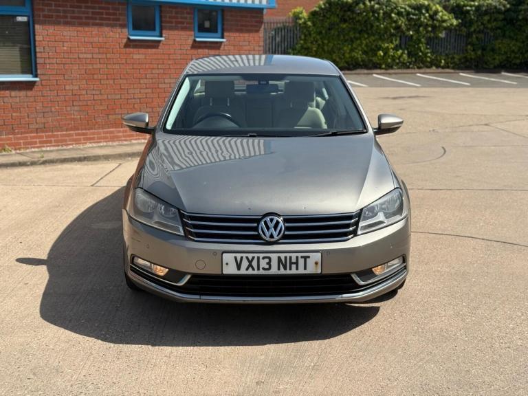 2013 Volkswagen Passat 2.0 TDI Bluemotion Tech Highline 4dr SALOON DIESEL Manual