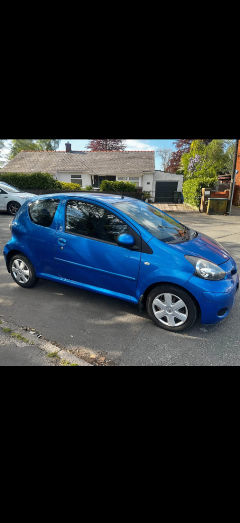 Toyota, AYGO, Hatchback, 2010, Manual, 998 (cc), 3 doors